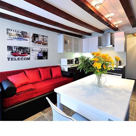 Palace La Vida Apartments By Wonderful Italy Venedik Oda fotoğraf
