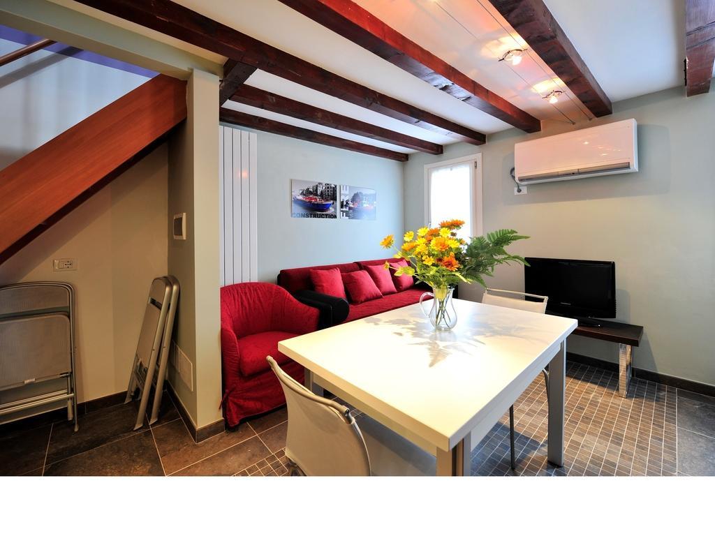 Palace La Vida Apartments By Wonderful Italy Venedik Oda fotoğraf