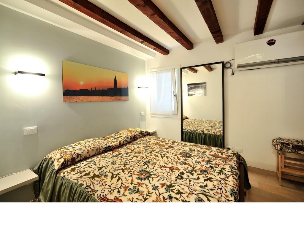 Palace La Vida Apartments By Wonderful Italy Venedik Dış mekan fotoğraf
