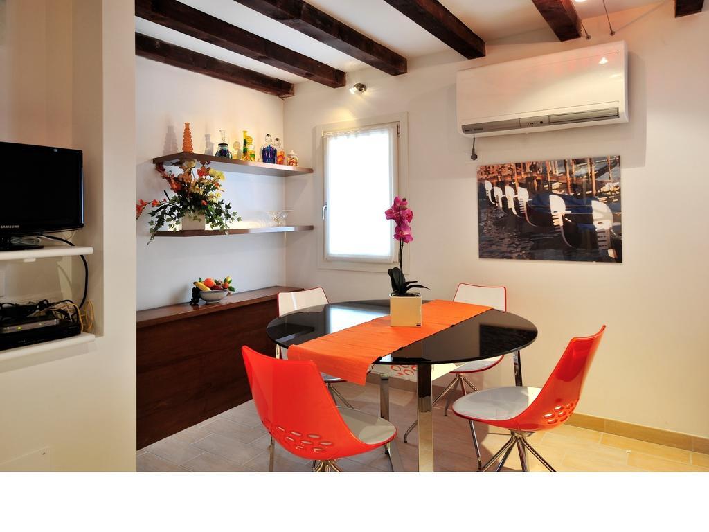 Palace La Vida Apartments By Wonderful Italy Venedik Dış mekan fotoğraf
