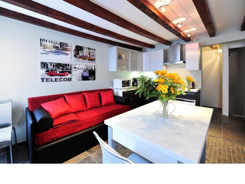 Palace La Vida Apartments By Wonderful Italy Venedik Oda fotoğraf
