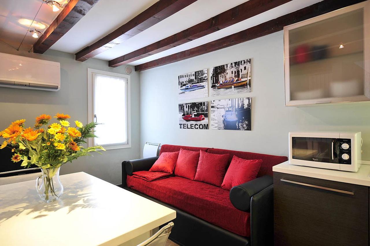 Palace La Vida Apartments By Wonderful Italy Venedik Dış mekan fotoğraf