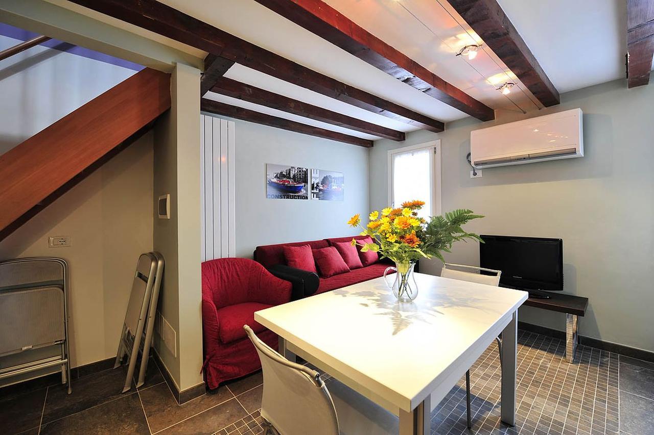 Palace La Vida Apartments By Wonderful Italy Venedik Dış mekan fotoğraf